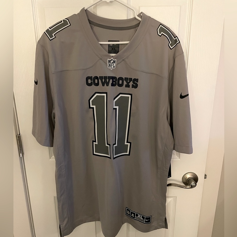 Nike Men's Micah Parsons #11 Dallas Cowboys “On Field” Loose Fit Jersey Size XL